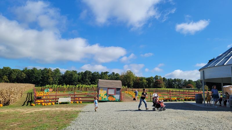 Grandad's Apples & Such (Hendersonville)