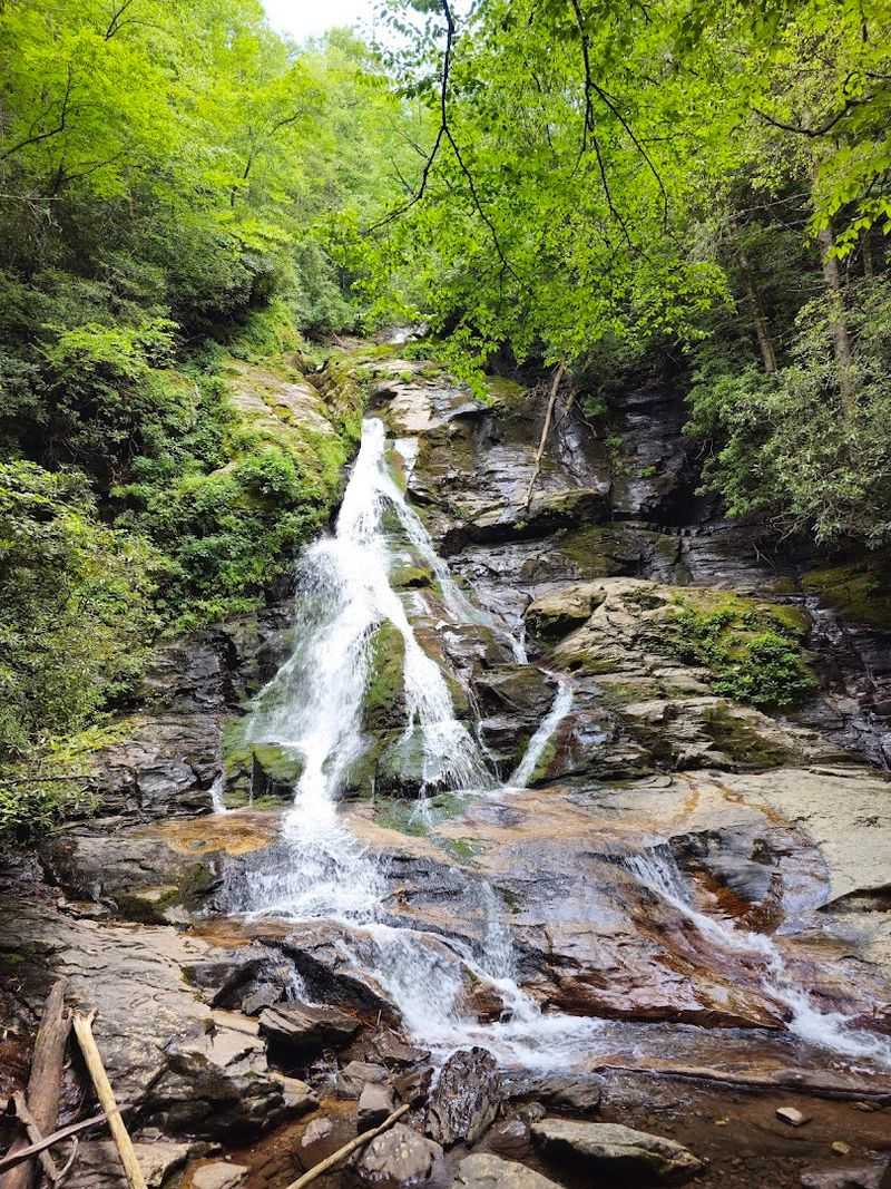 Waterfalls Hidden In The Rhythm Of The Drive