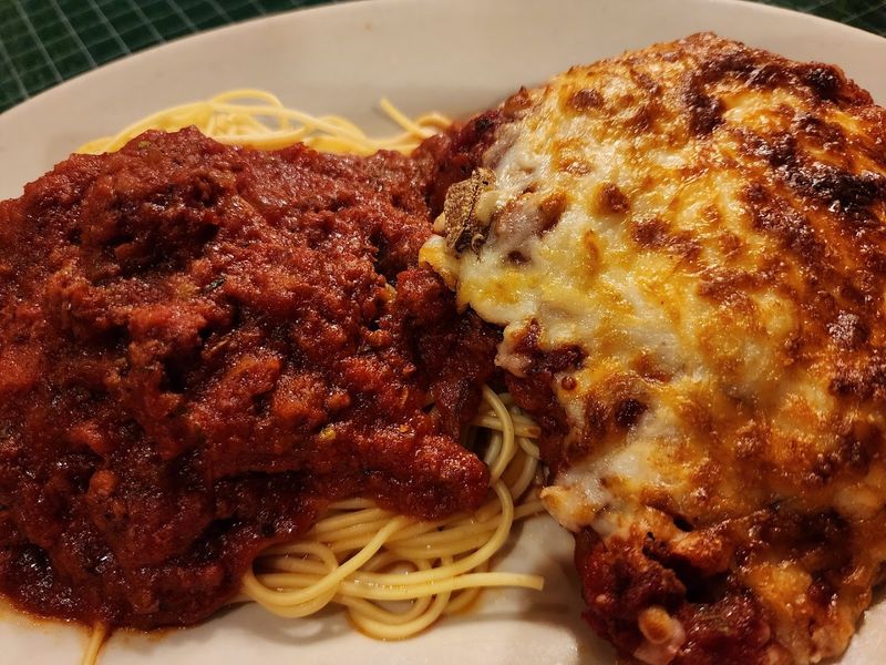 Big Portions That Feel Like A Family Feast