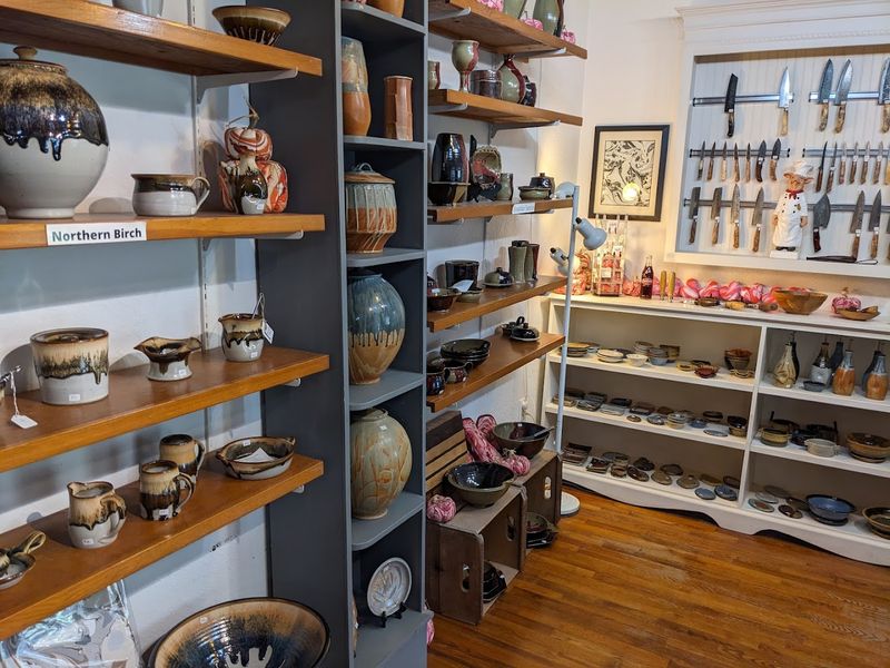 Hickory Flat Pottery, Clarkesville