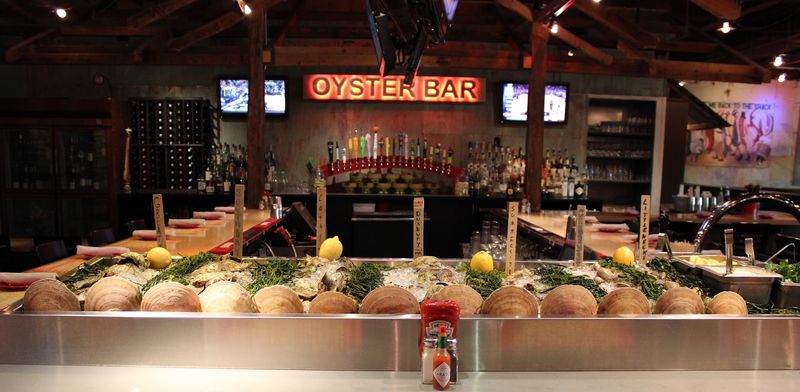 The Raw Bar Steals Your Attention Fast