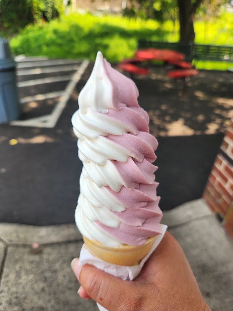 Dairy Delite, Levittown, Blair County