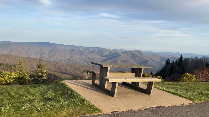 Waterrock Knob