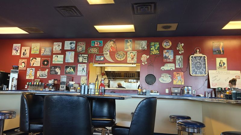 Silvermoon Soda Grill, Perrysburg