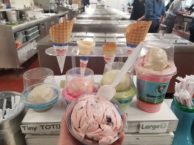 Crescent Ridge Dairy Bar – Sharon