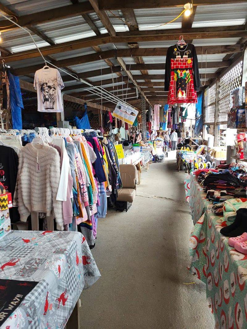 Bill&rsquo;s Flea Market