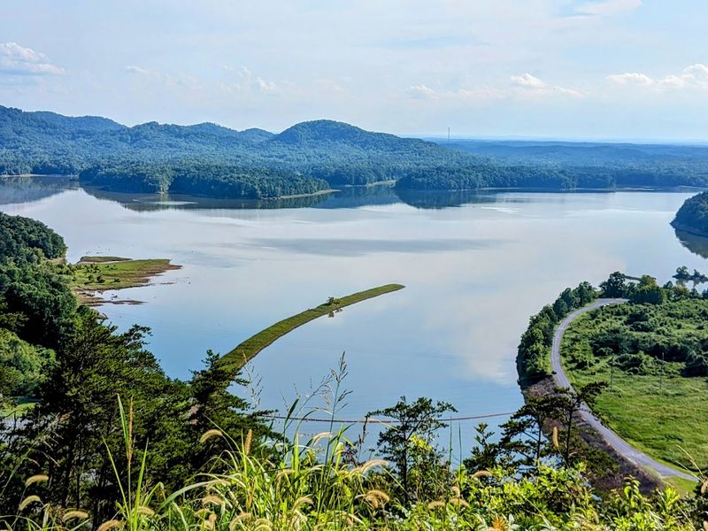 Carters Lake
