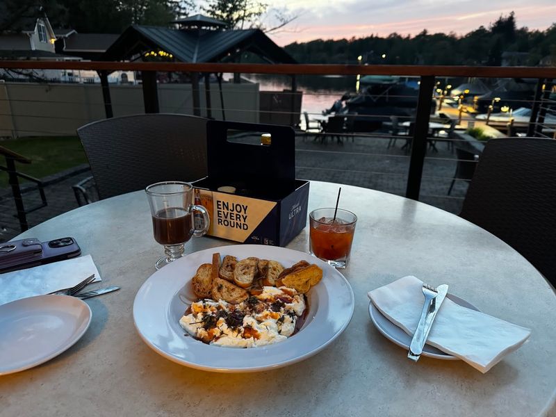 Lakefront Dining
