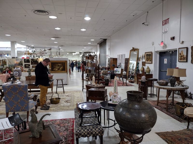 Scott Antique Markets &mdash; Atlanta