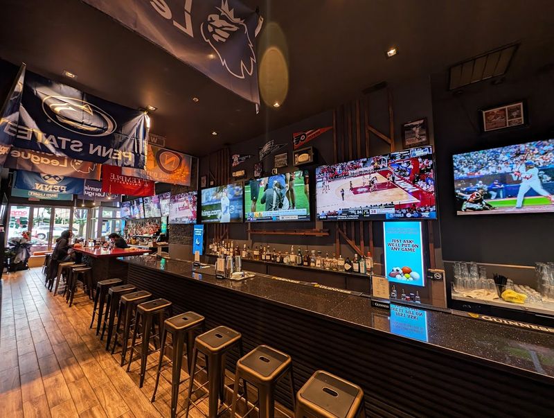 Lion Sports Bar &mdash; Philadelphia