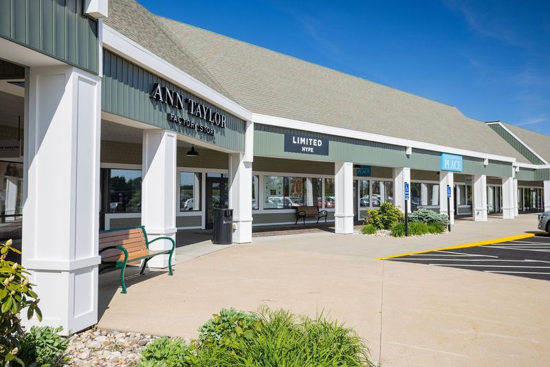 Kittery Premium Outlets
