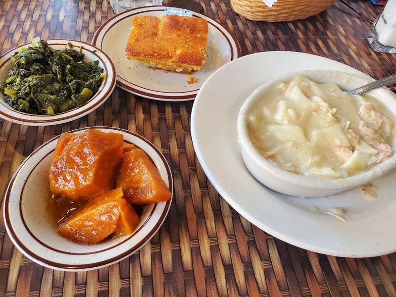 Mama Dip's Kitchen