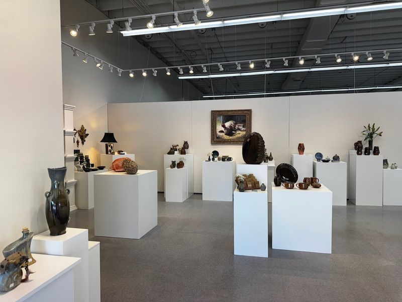 Village Potters Clay Center - Asheville