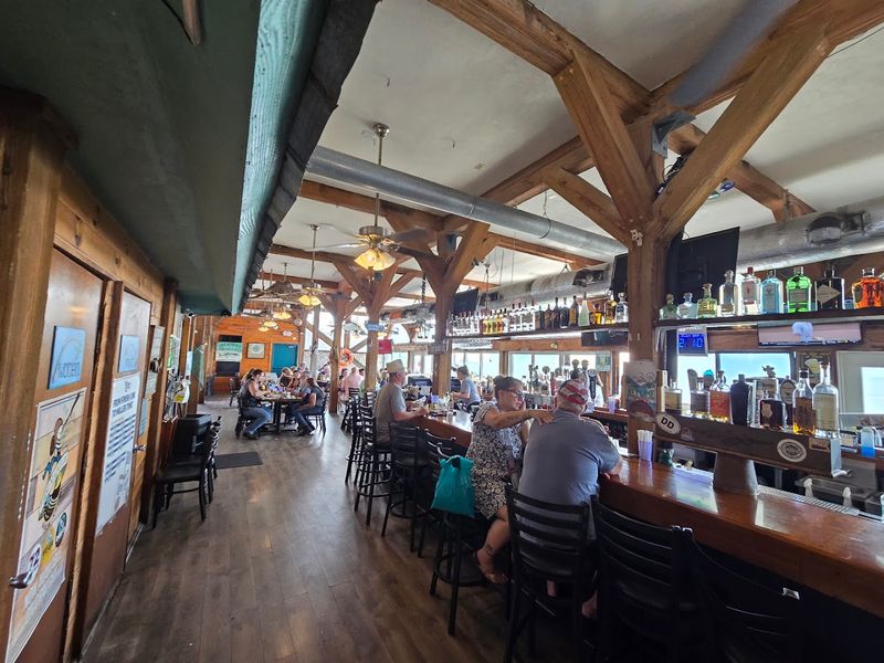 Steamers Clam Bar & Grill (Cedar Key)