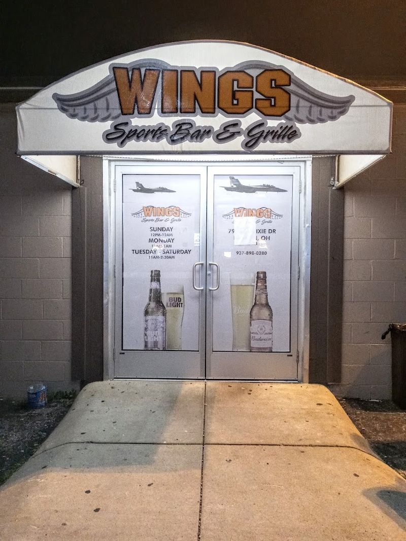 Wings Sports Bar & Grille 