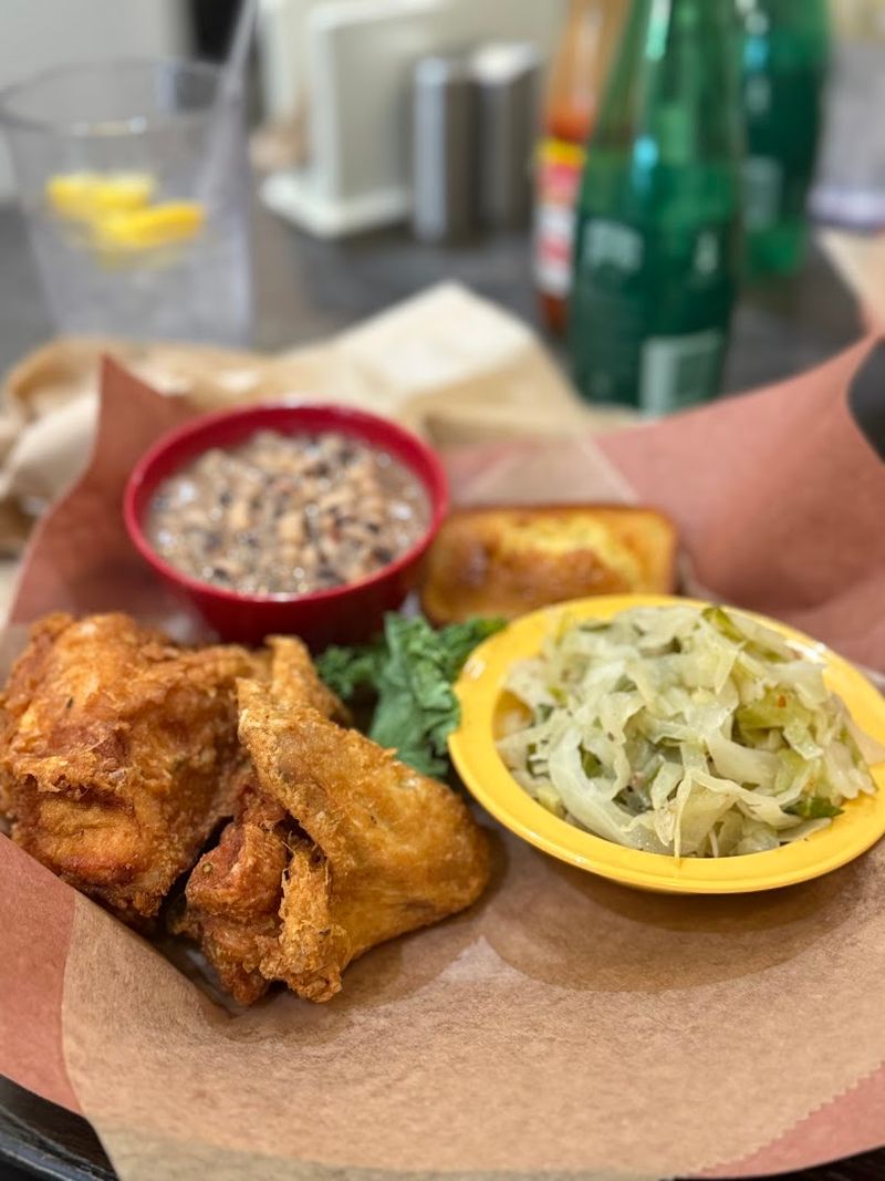 Geneva's Famous Chicken and Cornbread (Savannah)