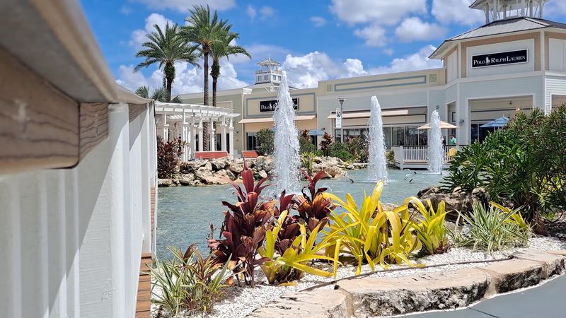 Tampa Premium Outlets