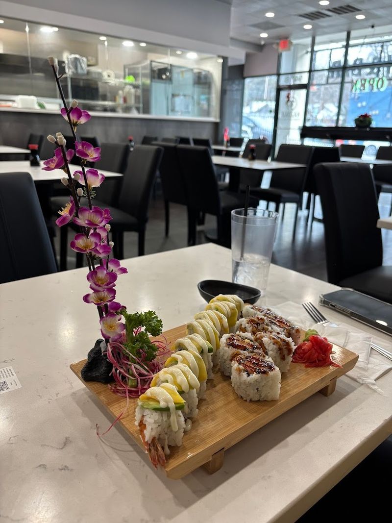 Kazoku Japanese Restaurant (Greensboro)