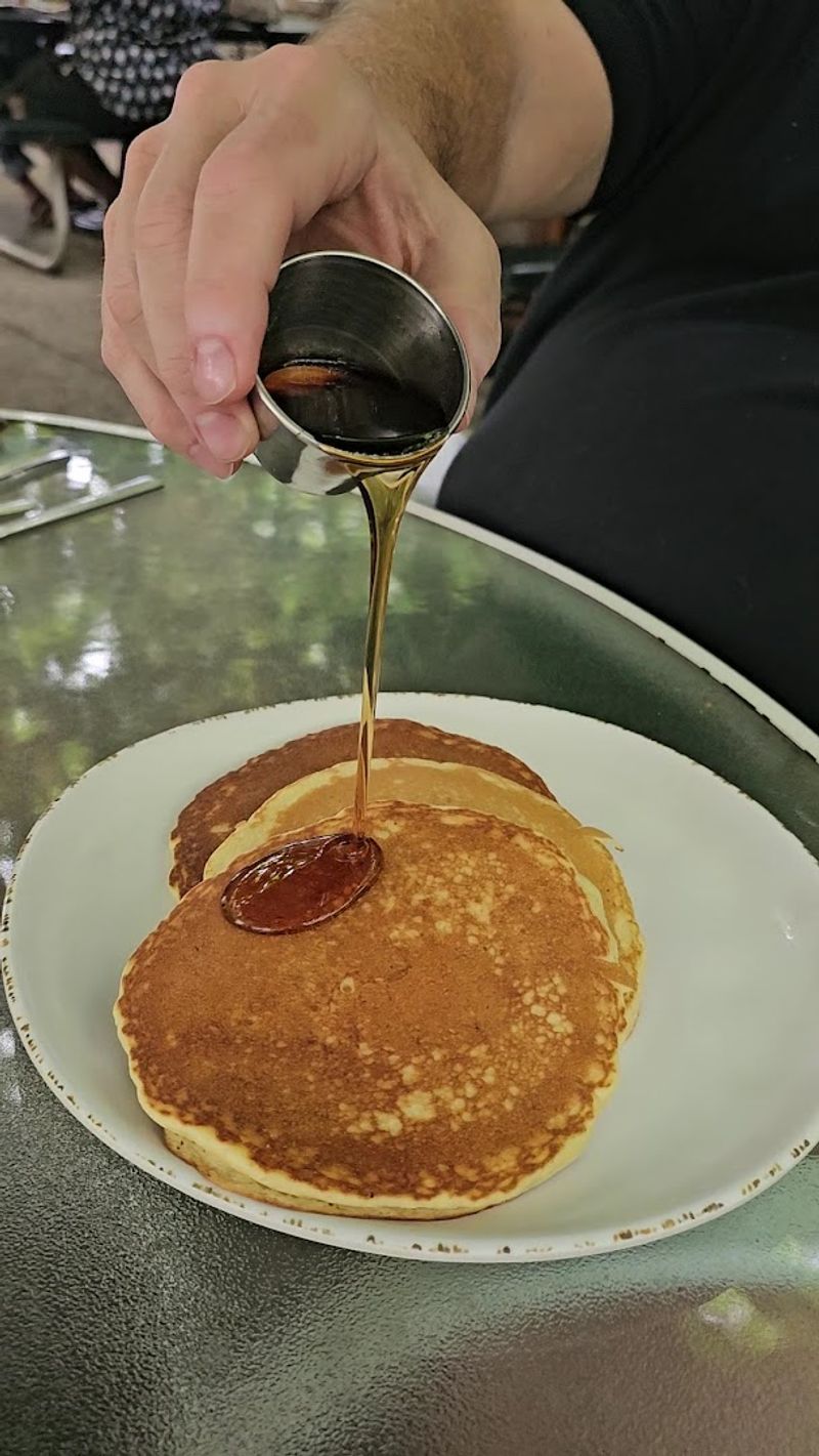 The Neighborhood Restaurant - Somerville, MA