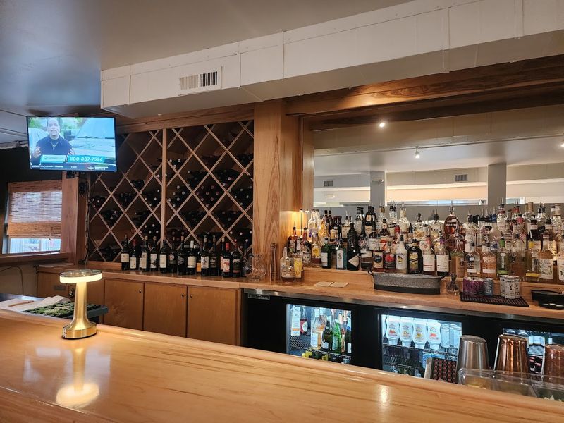 Southern Roots Restaurant &mdash; Jamestown