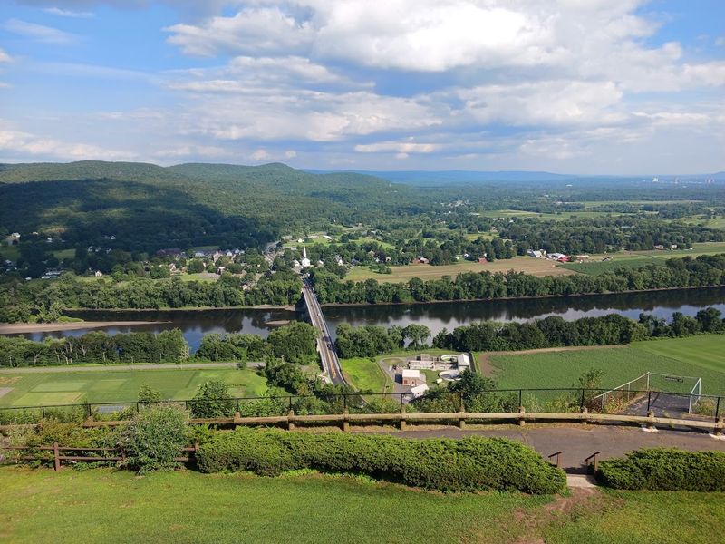 Mount Sugarloaf State Reservation