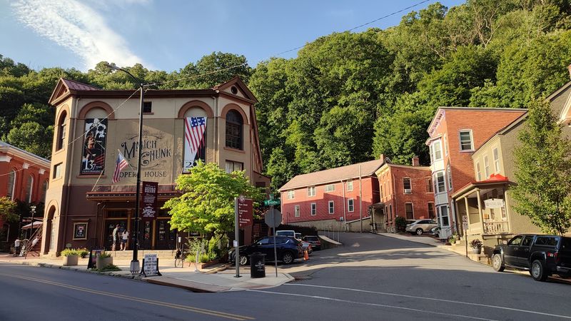 Jim Thorpe, Carbon County