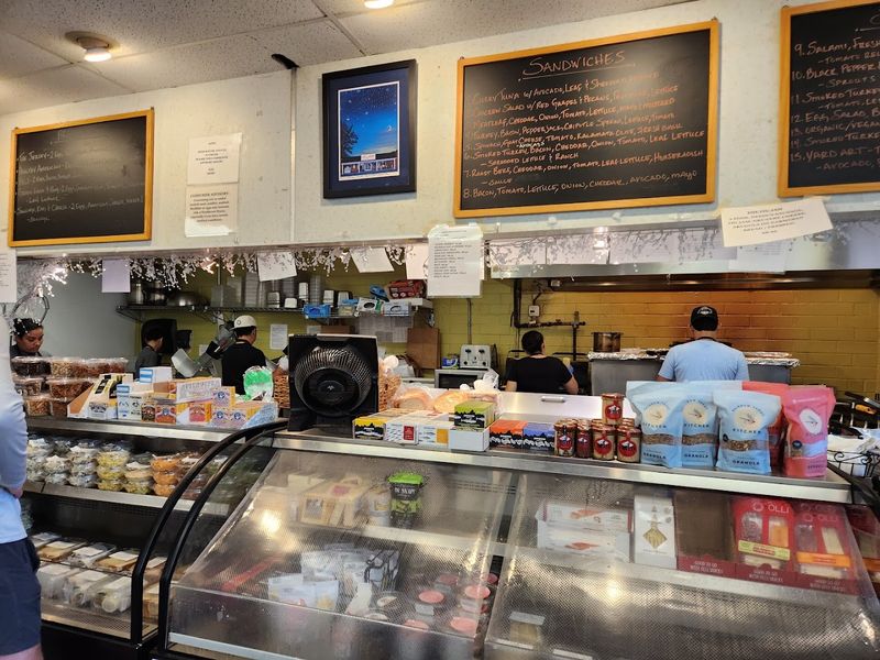 Laurel Market – Charlotte
