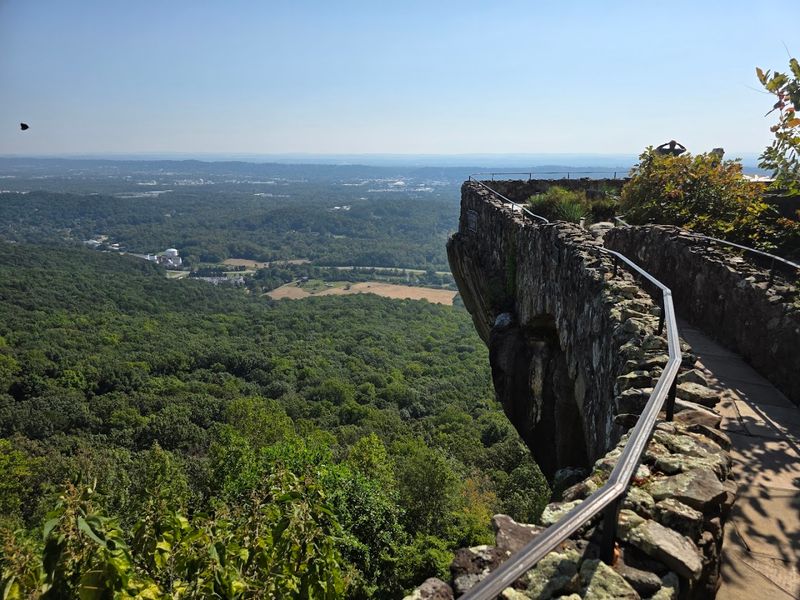 Lookout Mountain Rock City Overlooks