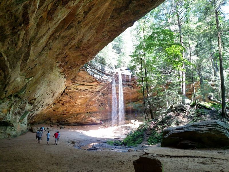 Ash Cave