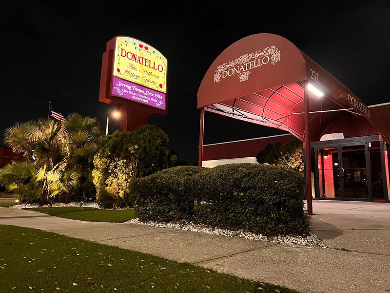 A Tampa Dining Landmark Since 1984