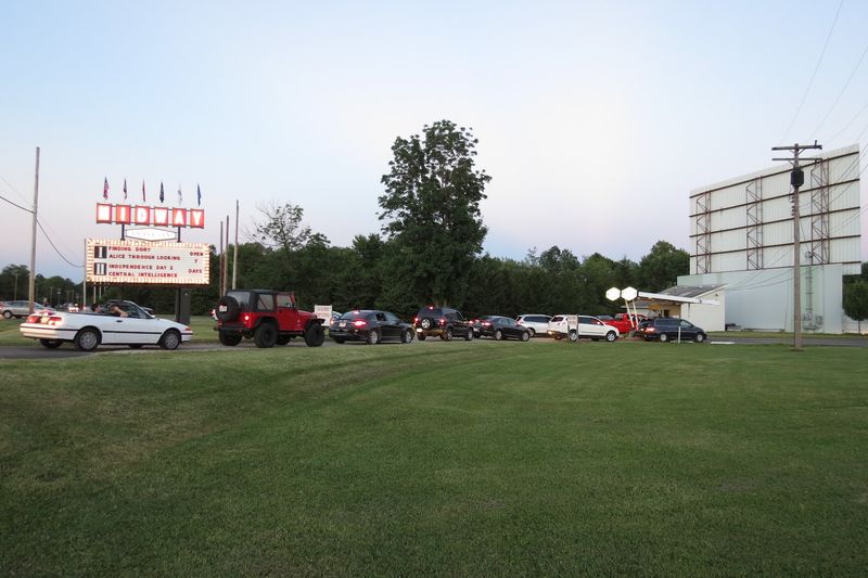 A Historic Northeast Ohio Drive-In on Route 59