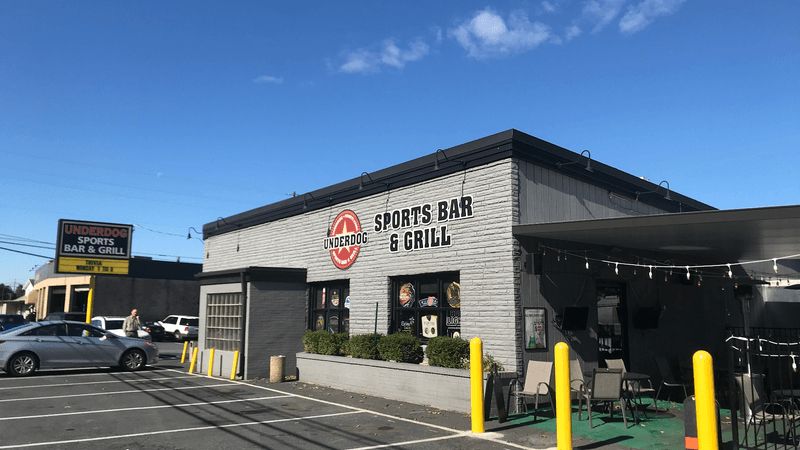 Underdog's Sports Bar & Grill (Harrisburg)