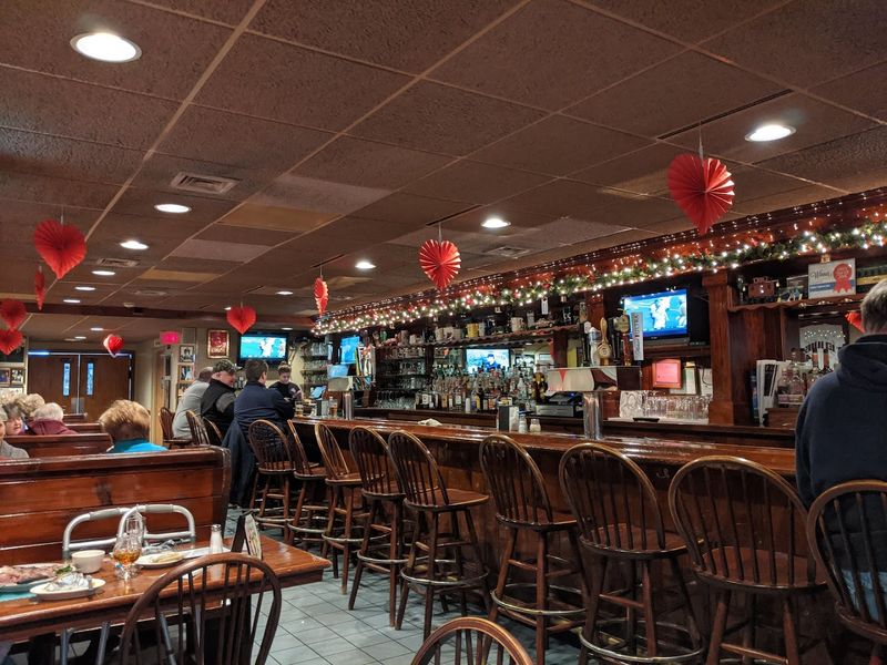 Patte&rsquo;s Sports Bar 