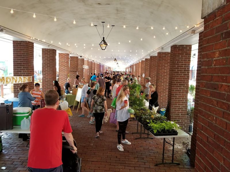 Headhouse Farmers Market - Philadelphia, PA