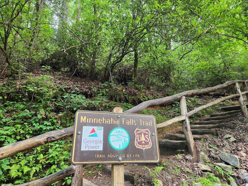 Minnehaha Falls Trail