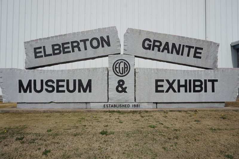 Georgia Guidestones (Elberton - Historical)