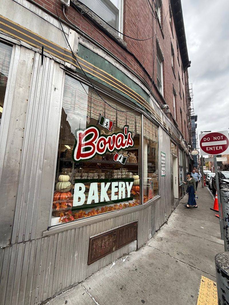 Bova&rsquo;s Bakery