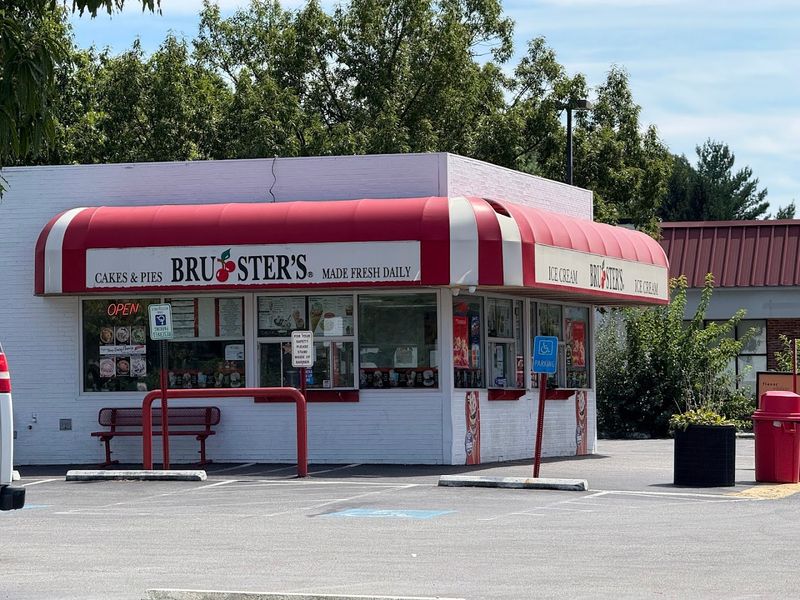Bruster&rsquo;s Real Ice Cream