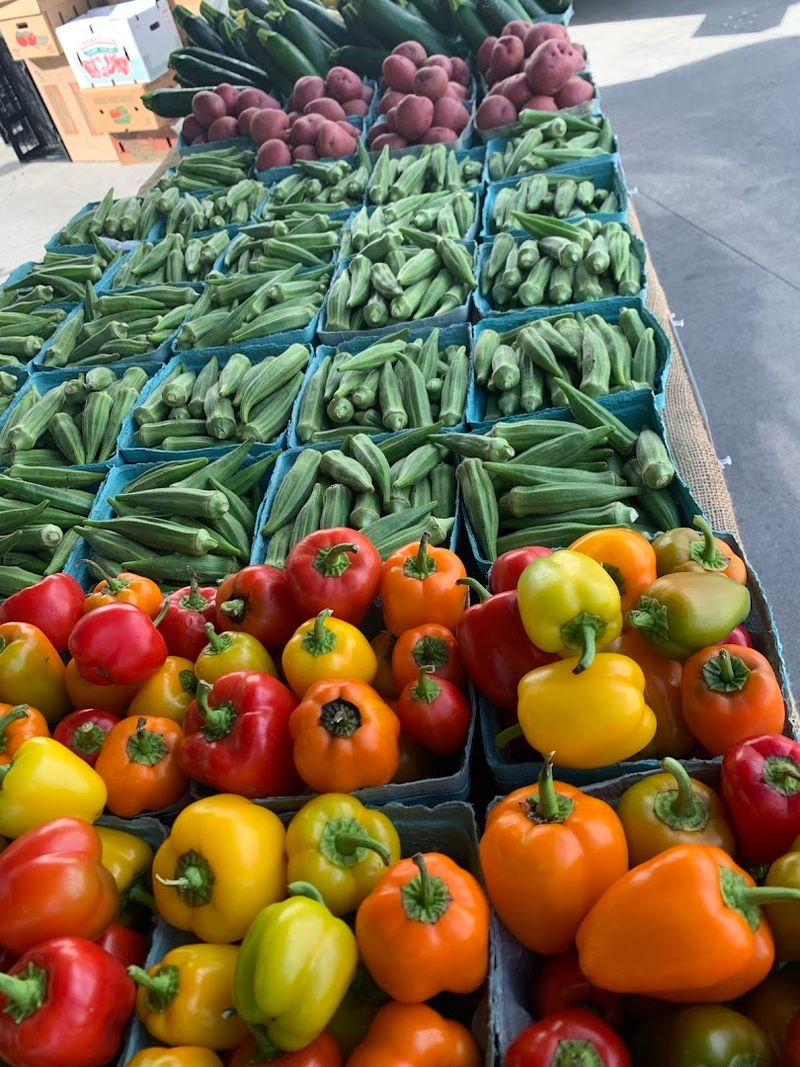 North Hills Farmers Market