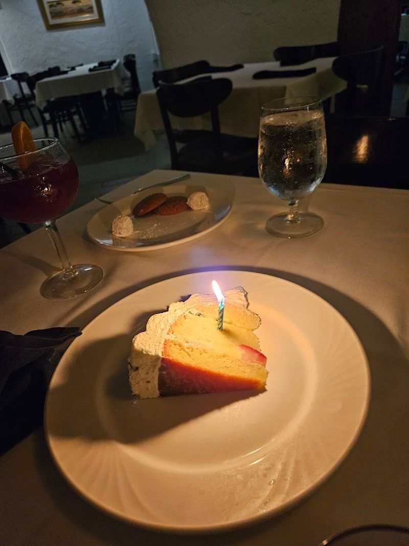 Ristorante Enzo's on the Lake – Longwood