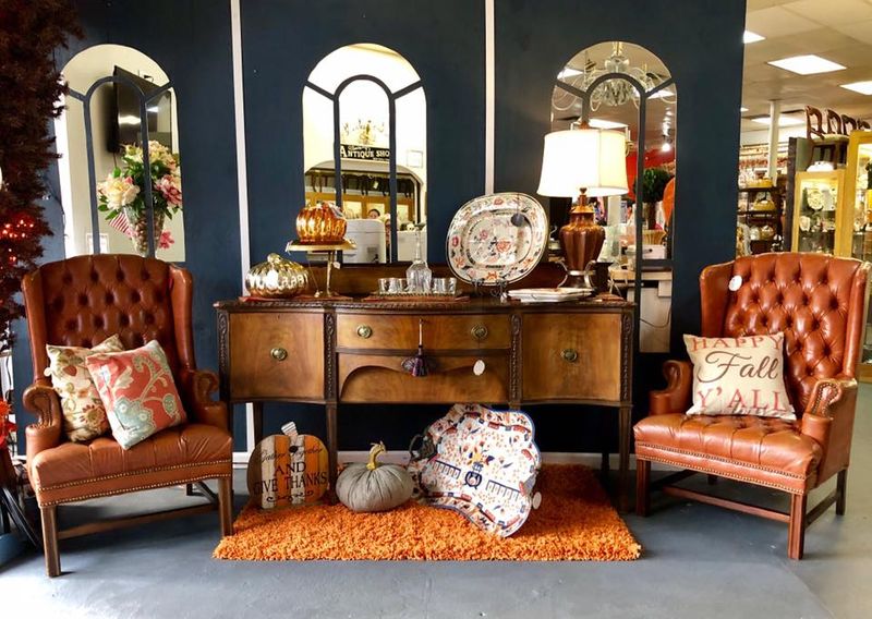 Avonlea Antiques & Interiors 