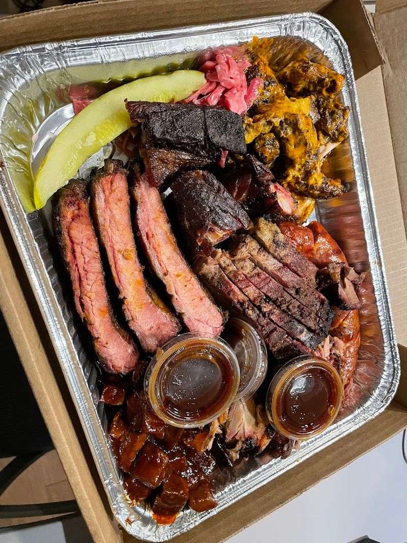 Ray Ray's Hog Pit