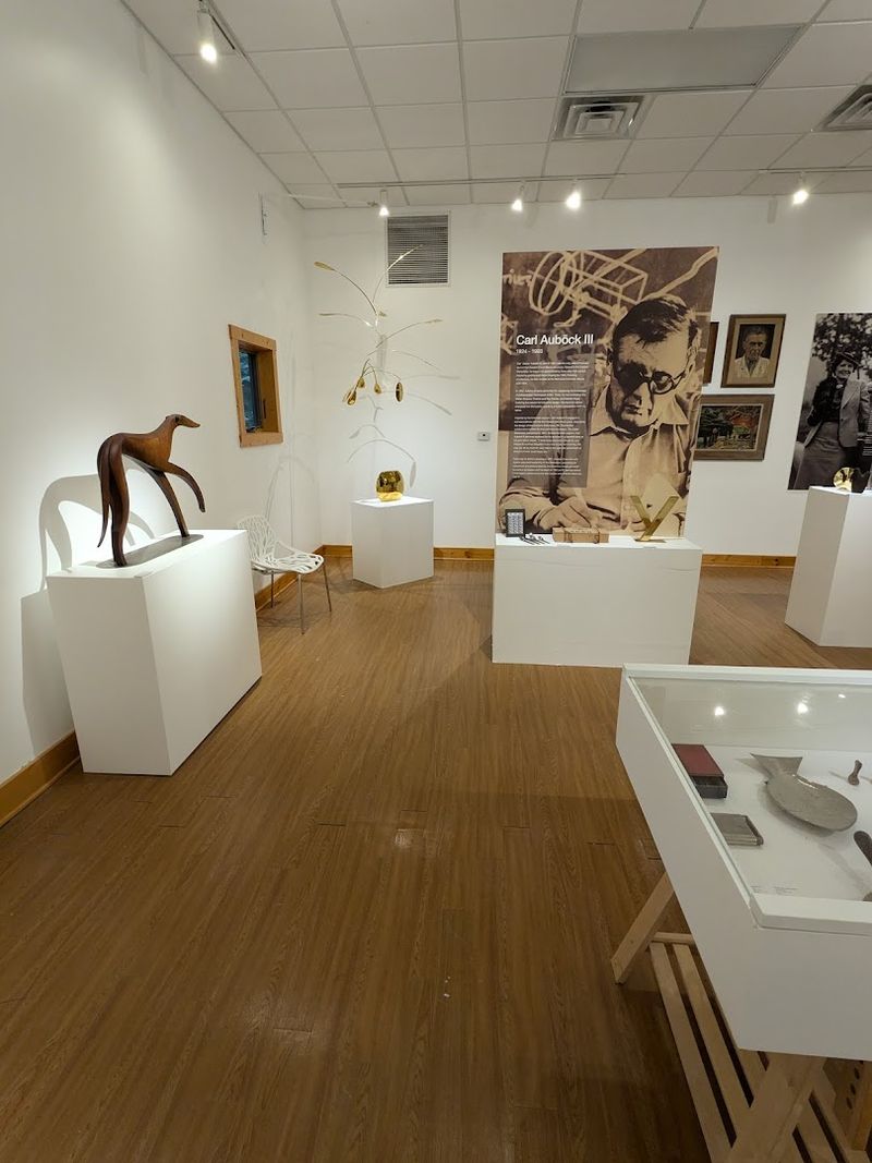 Molding Your Mind: The Pottery Wheel Revolution