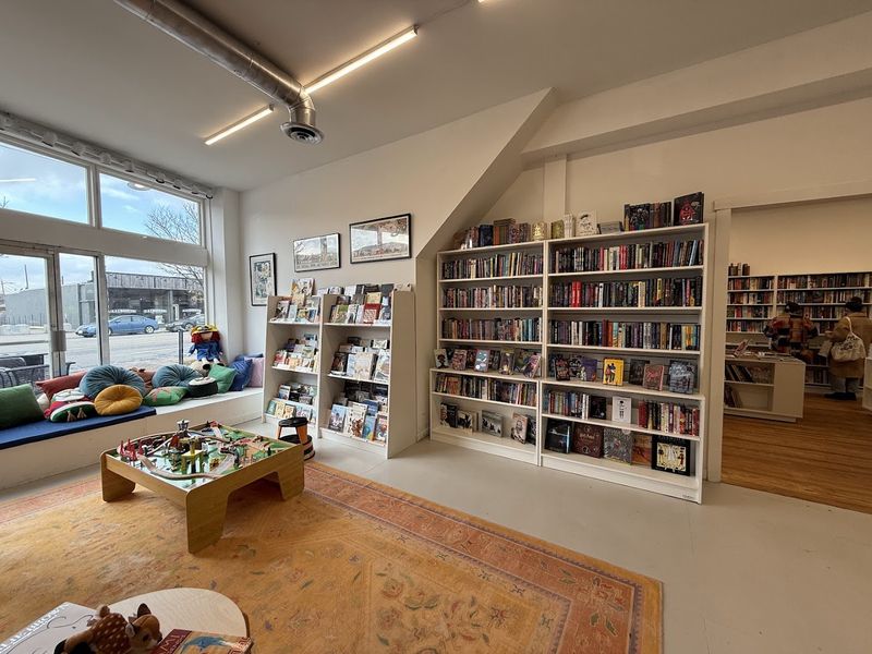 Clintonville Books (Columbus)