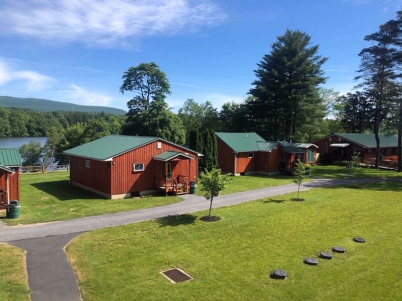 Trout Lake Retreats 