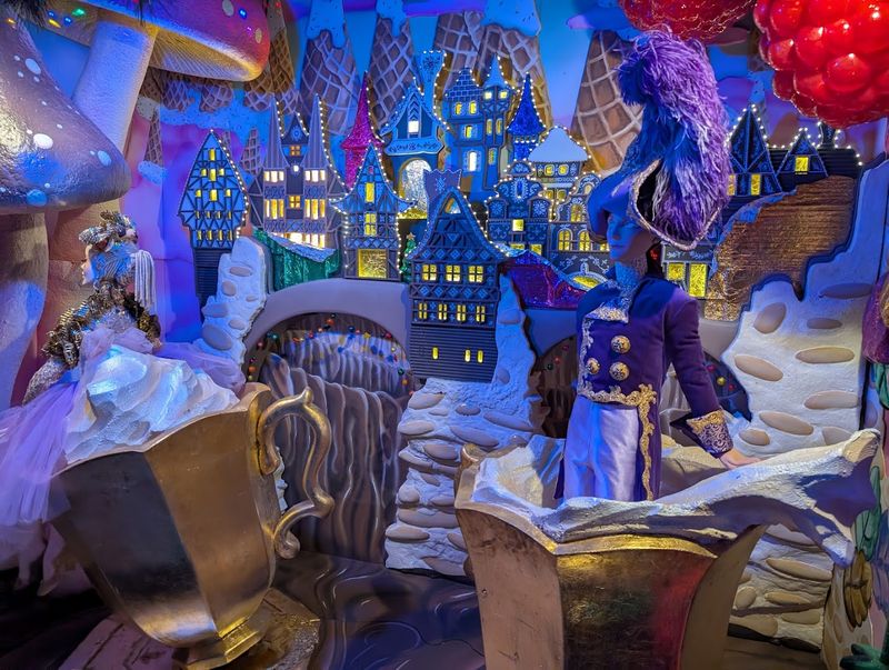 Windows from New York&rsquo;s Holiday Displays