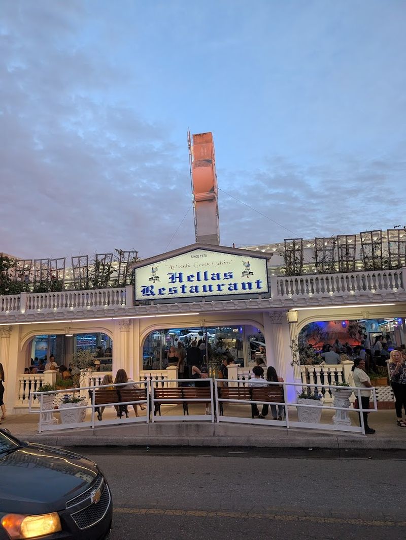 Hellas Restaurant & Bakery (Tarpon Springs)
