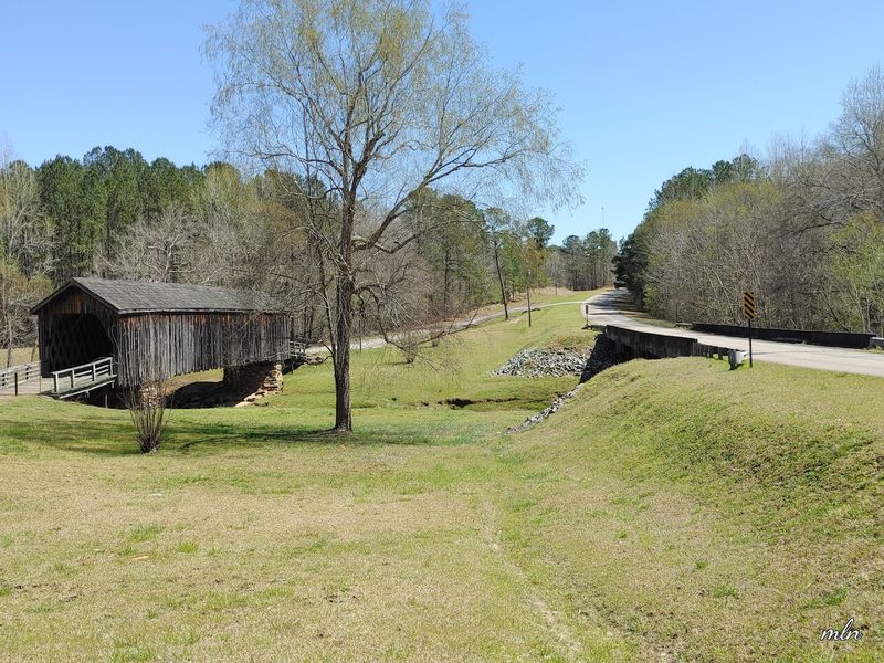 Auchumpkee Creek Covered Bridge (Thomaston)