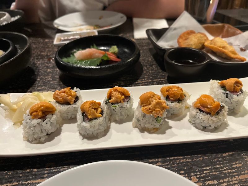 DAWA Sushi and Ramen Bar