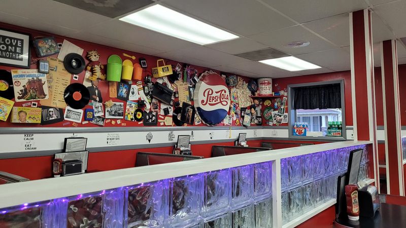 Paul's Drive In, Massillon, Stark County